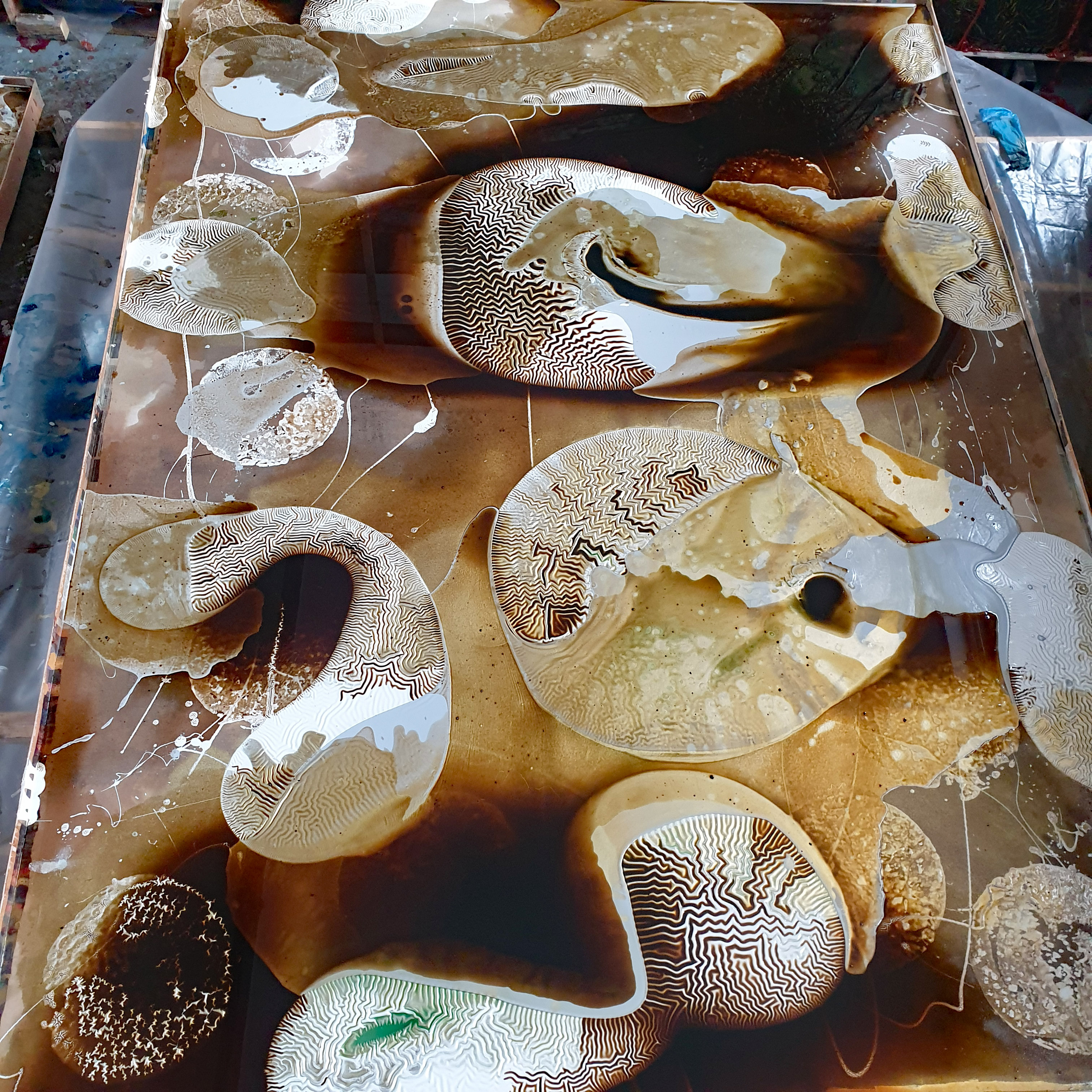 Summer Paintings 2023 – work in progress from inside the artist’s studio. Spring works are painted in mixed media and the size ranges are between 2 x 2 and 2 x 2.5 metres.